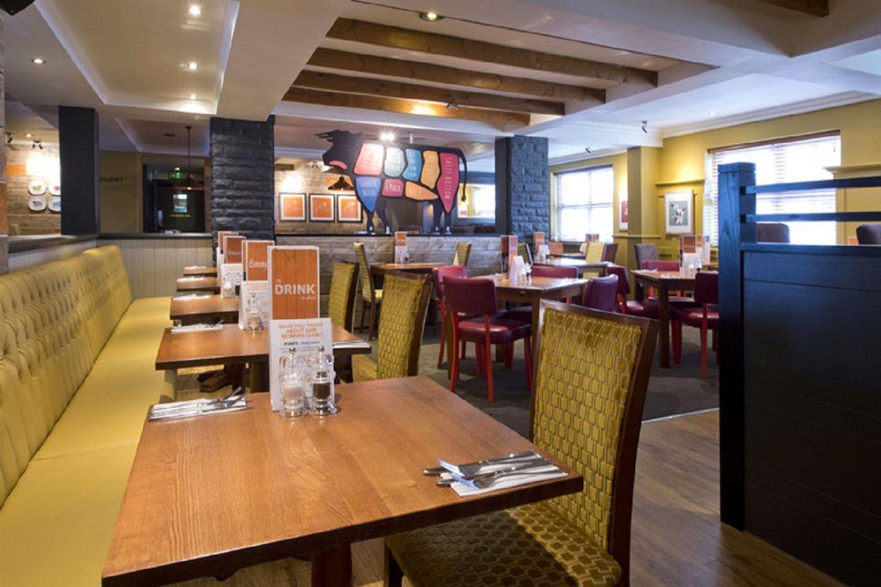 Premier Inn London Romford Exterior foto