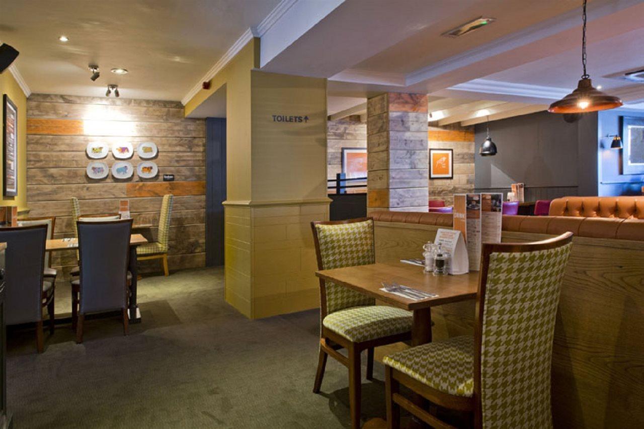 Premier Inn London Romford Exterior foto