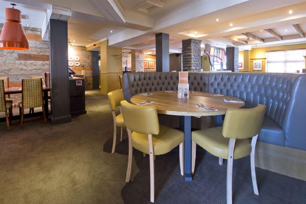 Premier Inn London Romford Exterior foto